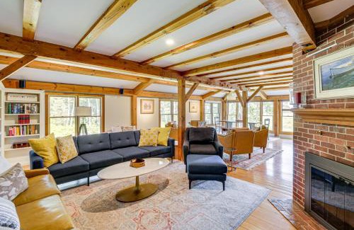 Kennebunkport Maison | Spacious Kennebunkport Home with View, 2 Mi to Beach