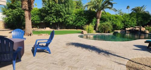 Paradise Valley Village Maison | Spacious Kierland oasis with pool heater, spa, BBQ