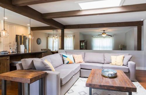 Paradise Valley Village Maison | Spacious Kierland oasis with pool heater, spa, BBQ