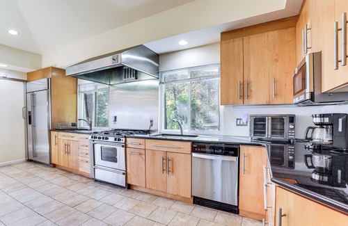 Gulph Mills Maison | Spacious King of Prussia Home w/ 2 Game Rooms