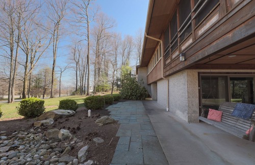 Eagles Mere Maison | Spacious Lake House - Eagles Mere