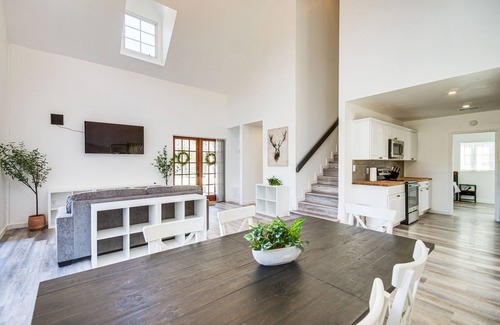 Lexington Maison | Spacious Lexington Home w/ Fire Pit: Hunt & Fish!