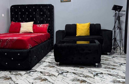 Bakilid Cabine | Spacious lodge in terrific Mandaue City with AC, WiFi