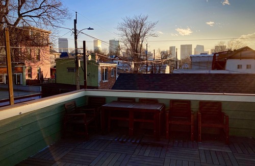 Curtis Park Maison | Spacious Lounging Comfort w/ 500 sqft Rooftop Deck Overlooking Downtown Denver