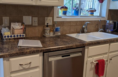 Wilsonville Maison | Spacious, Lovely home near Portland in Wilsonville, OR