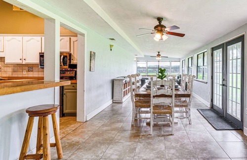 Micanopy Maison | Spacious Micanopy Farmhouse w/ Luxurious Pool!