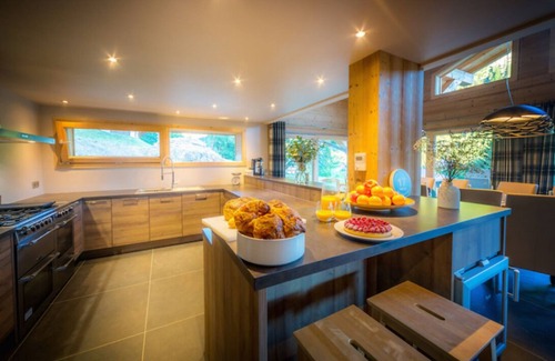 Montriond Chalet De Ski | Chalet standing 2-14 personnes , moderne JACCUZZI, SAUNA et HOME CINEMA
