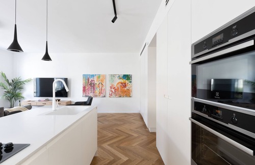 Old North Appartement | Spacious & Modern 3BD Apartment 2-min From Beach