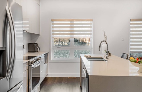 Pointe Claire Villa | Spacious Modern Brand New Home