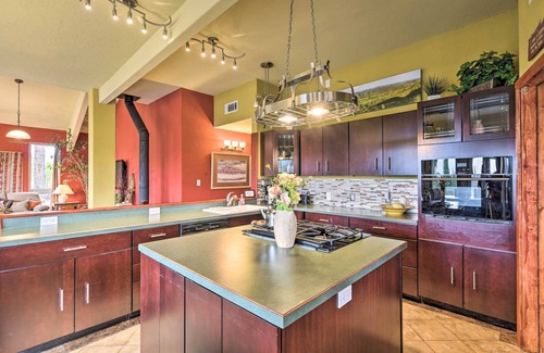 Angel Fire Maison | Spacious Mountain Home, 10 Mi to Angel Fire Resort
