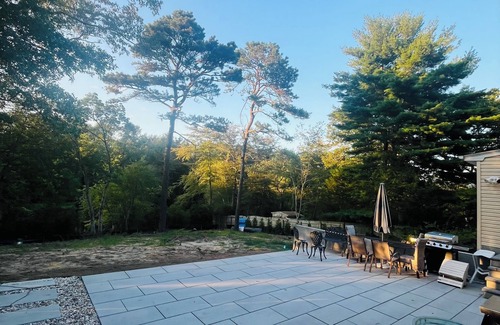 Riverhead Maison | Spacious multiples bedroom house in enchanting Calverton with WiFi, AC