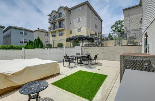 Newark Maison | Spacious Newark Duplex in Walkable Location!