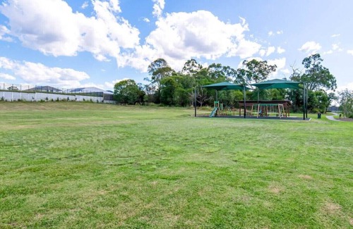 Heathwood Maison | Spacious Newly Furnished 4BD Family Retreat
