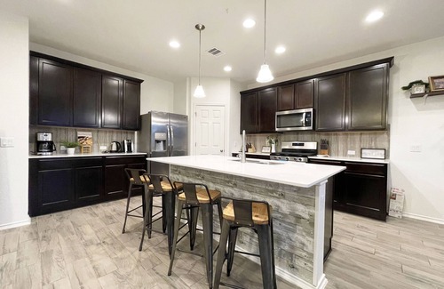 Wells Branch Maison | Spacious N Austin Retreat with a quick drive to Domain and Downtown Austin