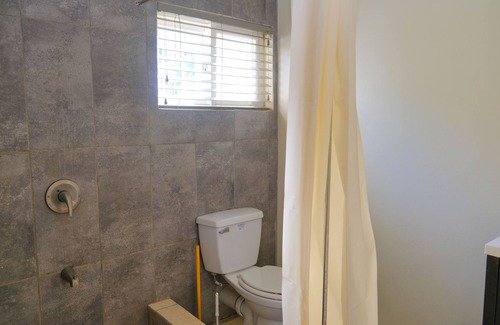 The Lime Maison | Spacious Ocean Front House. With a Gated Entrance.