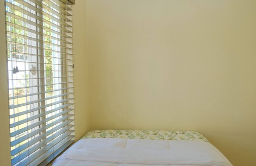 The Lime Maison | Spacious Ocean Front House. With a Gated Entrance.