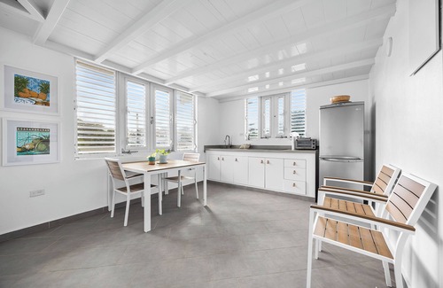 Aguada Maison | Spacious Oceanview w/Pool and Parking