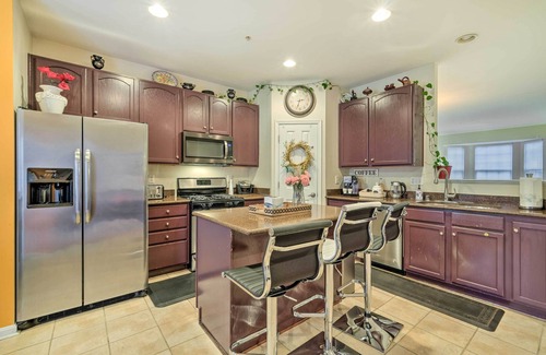 Odenton Maison | Spacious Odenton Townhome: 21 Mi to Baltimore