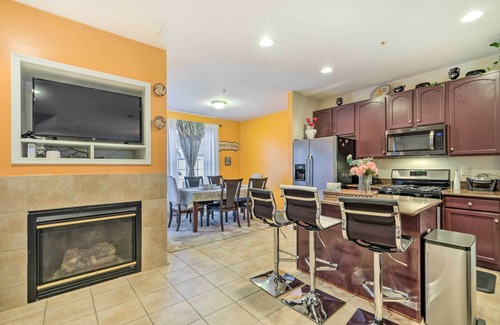Odenton Maison | Spacious Odenton Townhome: 21 Mi to Baltimore