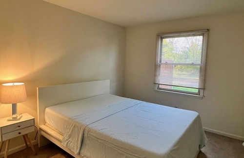 Norristown Maison | Spacious One Bed One Bath in a Condo