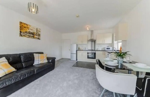 Stratford and New Town Appartement | Spacious One bed, Stratford, Westfields, London