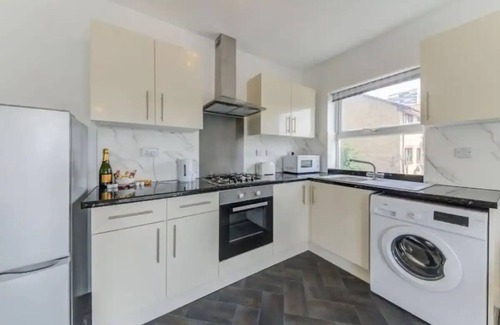 Stratford and New Town Appartement | Spacious One bed, Stratford, Westfields, London