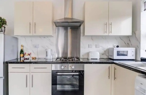 Stratford and New Town Appartement | Spacious One bed, Stratford, Westfields, London