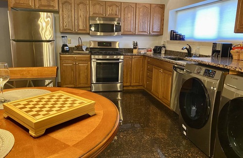 Loves Park Maison | Spacious Open Concept Home on the Beautiful Rock River
