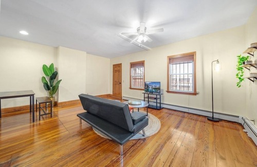 Roxbury Appartement | Spacious Open Concept 1BD/1BATH In Boston City