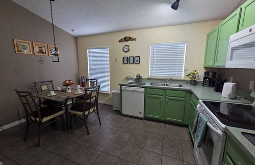 Clear Creek Villa | Spacieuse villa d'Orlando dans un excellent emplacement à proximité de Disney World et de toutes les commodités