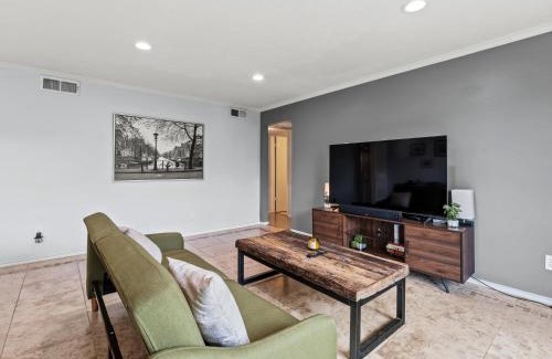 North Dallas Appartement | Spacious Preston Hollow Condo