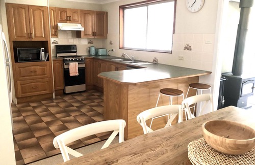 Sussex Inlet Maison | Amplio, privado, animador familiar!