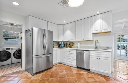 Lake Ida Shores Maison | Spacious Private Pool Oasis