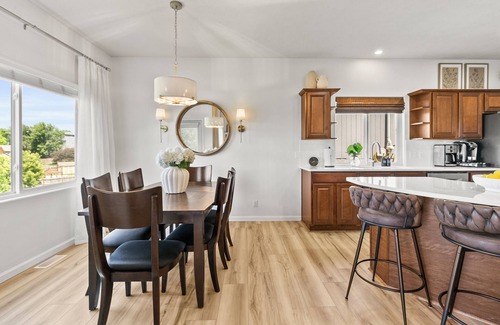 McArdle Maison | Spacious Ranch 4BR, 3fullBA in Elkhorn, West Omaha, Game Room, Near Splash pad