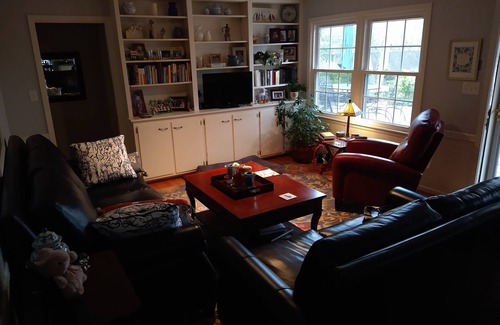 Barbourmeade Maison | Spacious ranch in quiet neighborhood minutes from downtown.