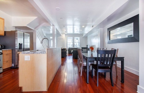 Petworth Maison | Charme moderne, Spacieux 4BR / 3. 5BA Suites, parking, parking gratuit, vous êtes à la maison!