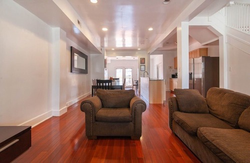 Petworth Maison | Charme moderne, Spacieux 4BR / 3. 5BA Suites, parking, parking gratuit, vous êtes à la maison!