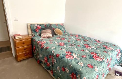 Birmingham Maison | Spacious Relaxing Double Bedroom near Heart of City