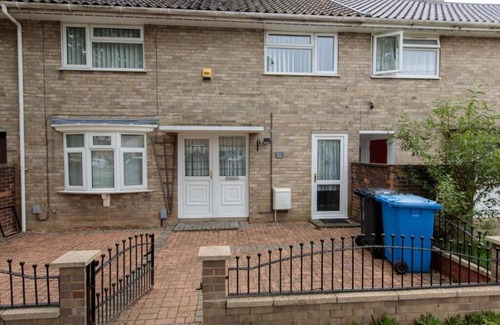 Norwich Maison | spacious, relaxing home with garden access