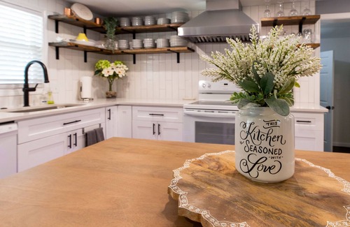 Fairview Maison | Perfect Little Getaway