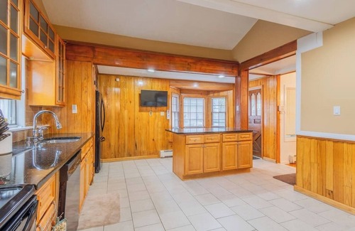 East Hills Maison | Spacious Retreat 4 Joyful Living