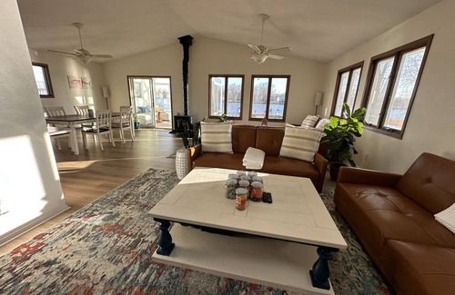Quad Cities Maison | Spacious River Ranch w/Dock!