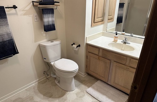 Quad Cities Maison | Spacious River Ranch w/Dock!