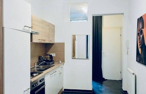 Thurygrund Appartement | Spacious Room for Up to 5 Guests, Währinger Park