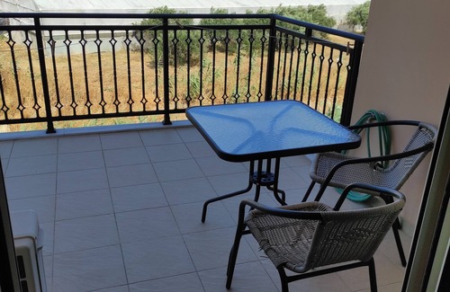 Ierapetra Maison | Spacious Room with a Private Bathroom - Stay with a Cretan Family!