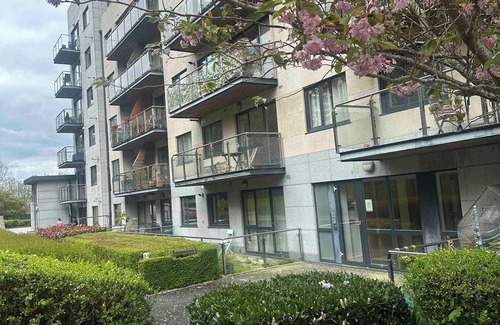 Stepaside Appartement | Spacious room with a relaxing view