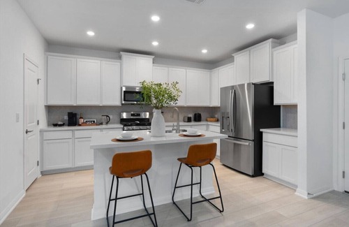 Del Valle Maison | Lux Cozy Home l SE Austin near F1/COTA/ABIA/Tesla