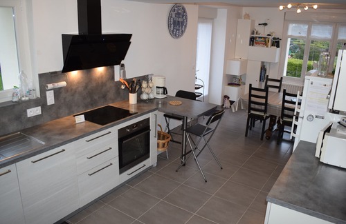 Landunvez Maison | Spacious, sea view, 100m from the beach SAND END and trail "GR34",
