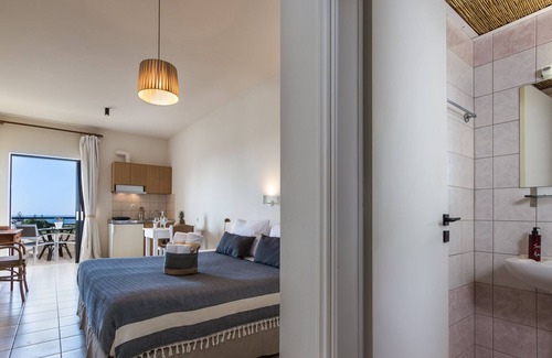 Galatas Appartement | Studio spacieux avec vue sur la mer