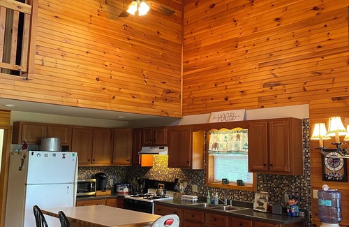 Cherry Creek Cabine | Spacious, secluded cabin